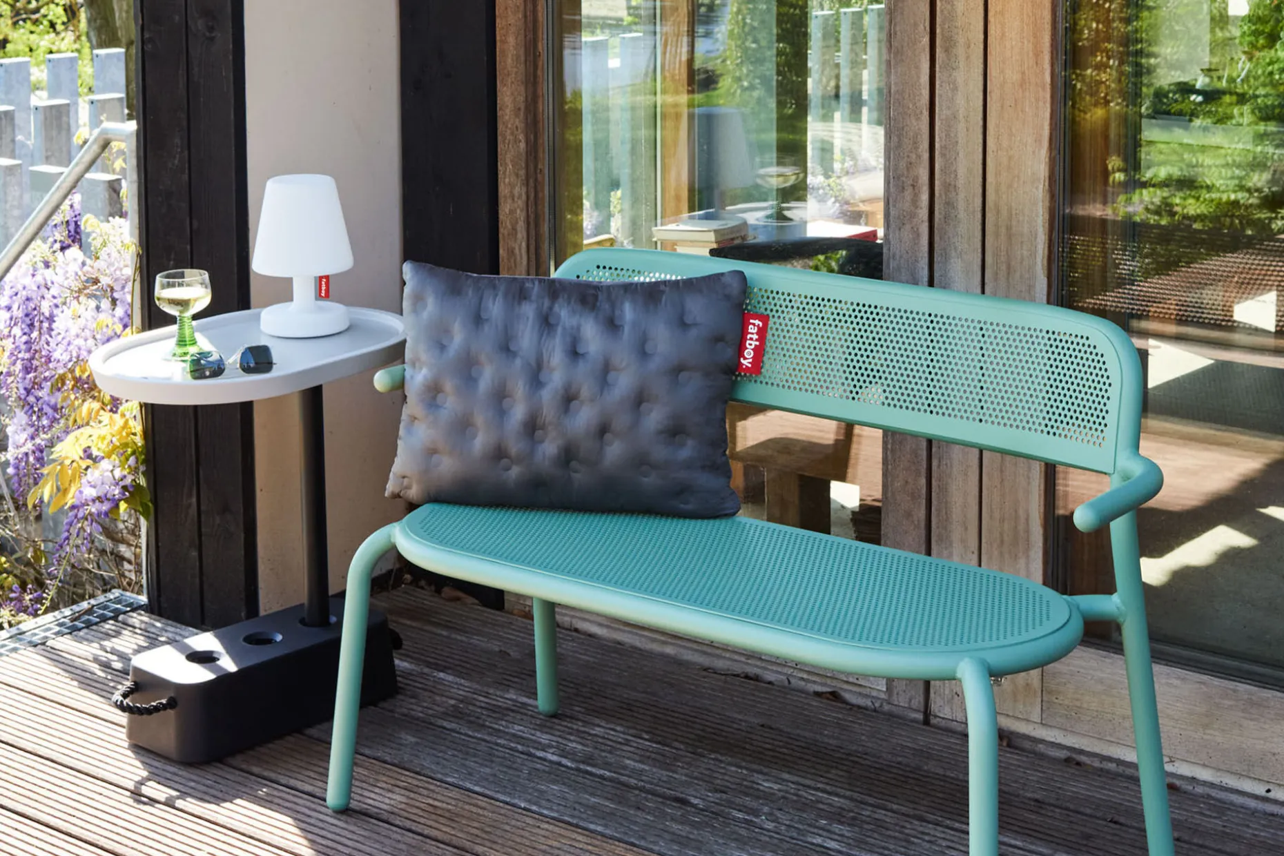 Brick Table Table d’appoint d’extérieur, 56x39x63.5 cm