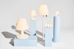 Edison the Medium connect Une lampe iconique sur pied ou de table pour apporter une ambiance supplémentaire à vos espaces intérieurs et extérieurs., 32x51 cm