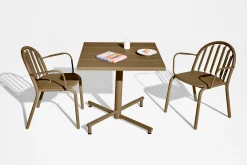 Fred's Square Bistreau Petite table de jardin carrée, marron, 80x80x76 cm