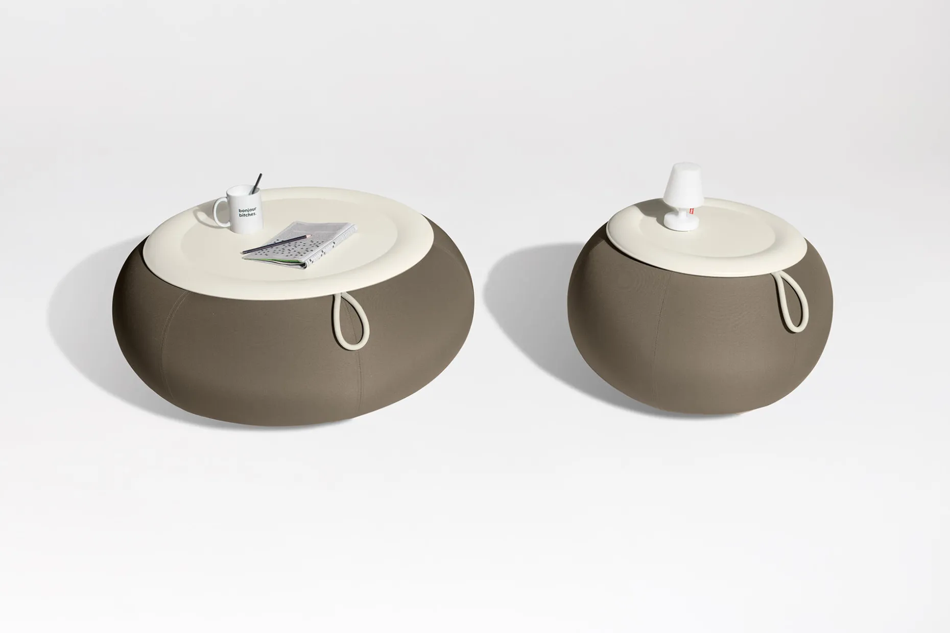 Humpty Outdoor Tables basses d'extérieur, gris, 65x65x35 cm