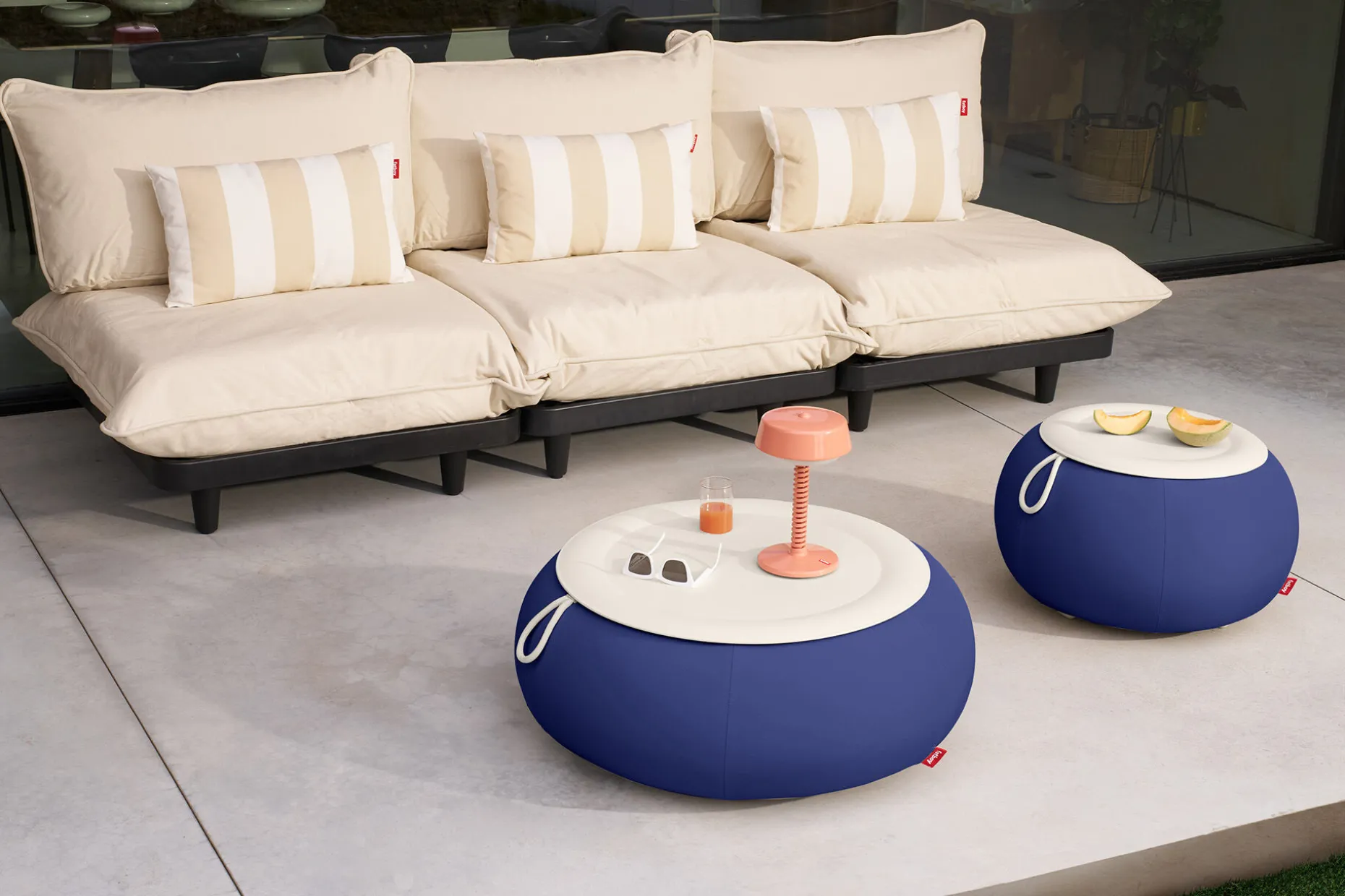 Humpty Outdoor Tables basses d'extérieur, bleu, 65x65x35 cm