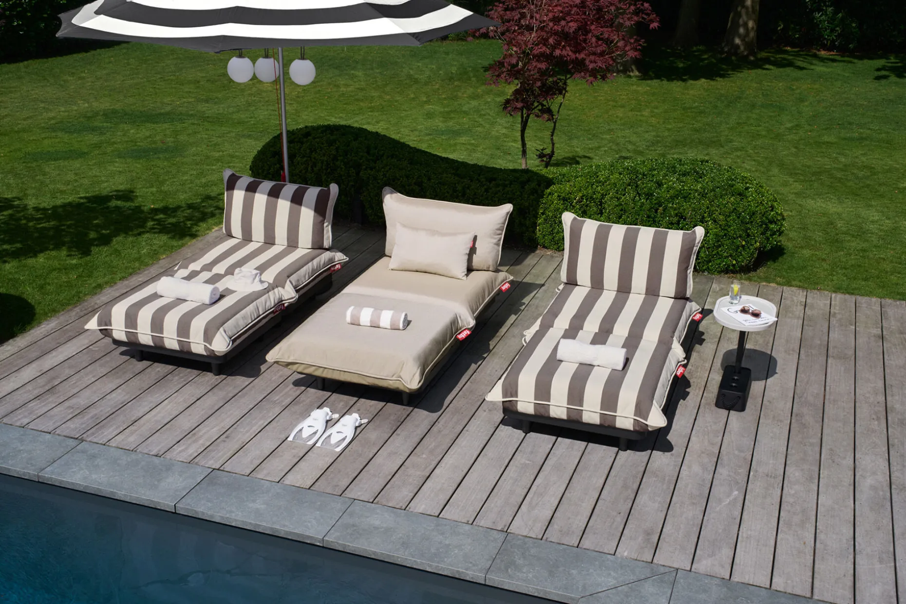 Paletti Set Large Royal + Table Modular outdoor lounge set, 280x190x90 cm