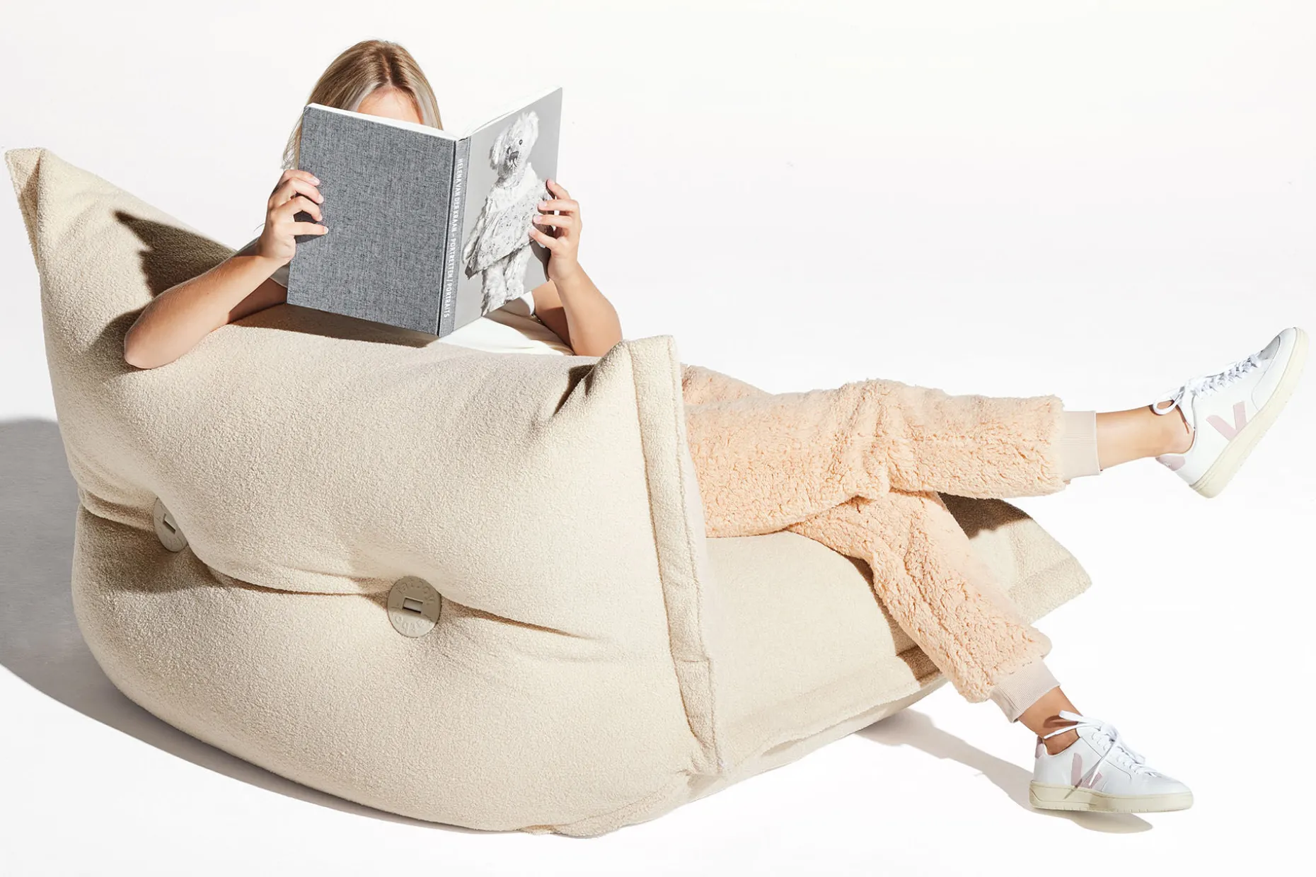 the BonBaron Sherpa Fauteuil lounge, beige, 120x120x75 cm