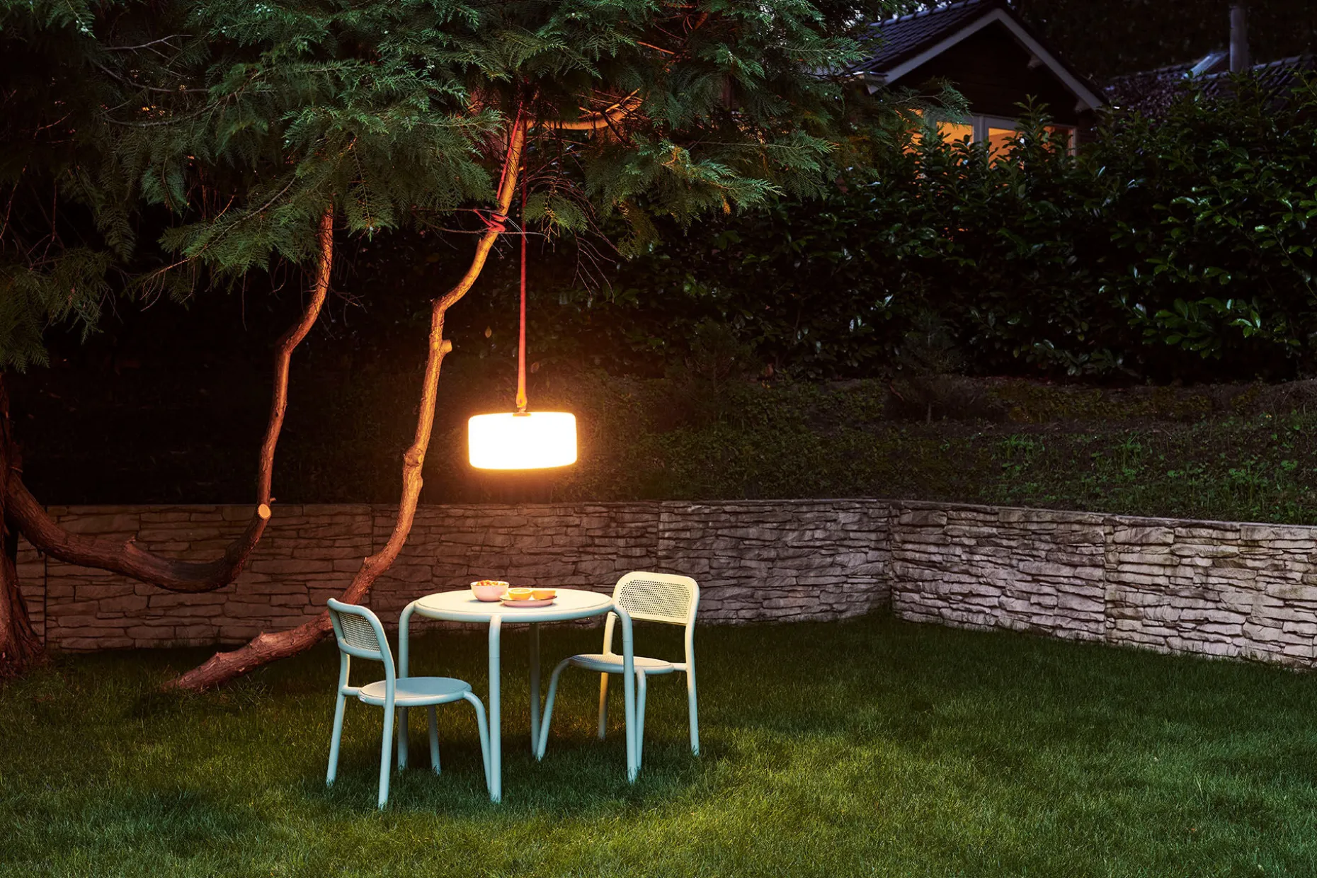 Toní Bistreau Petite table de jardin, vert, 80x80x76 cm