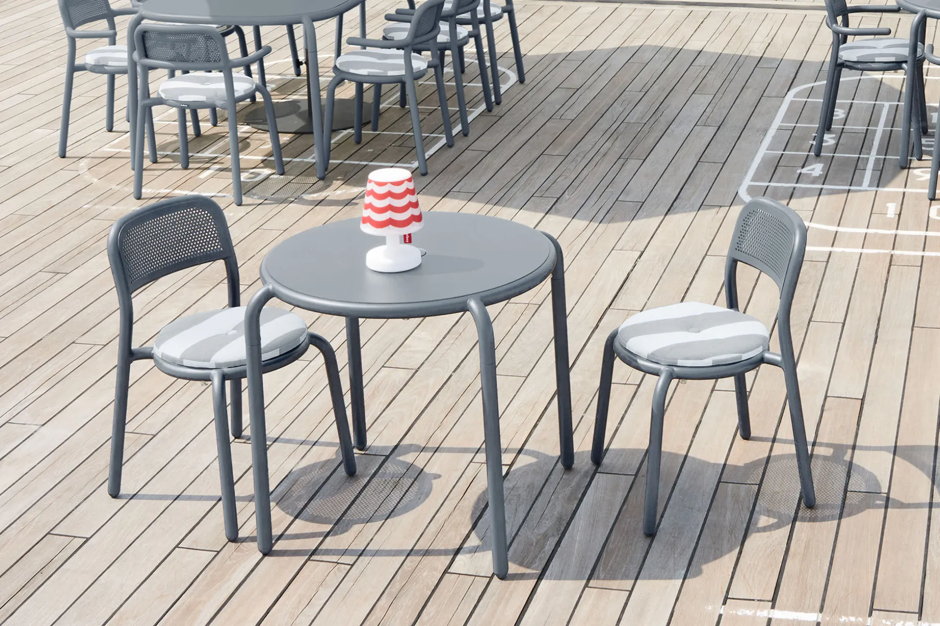 Toní Chair Chaise de jardin, gris, 51.5x54.5x80.5 cm